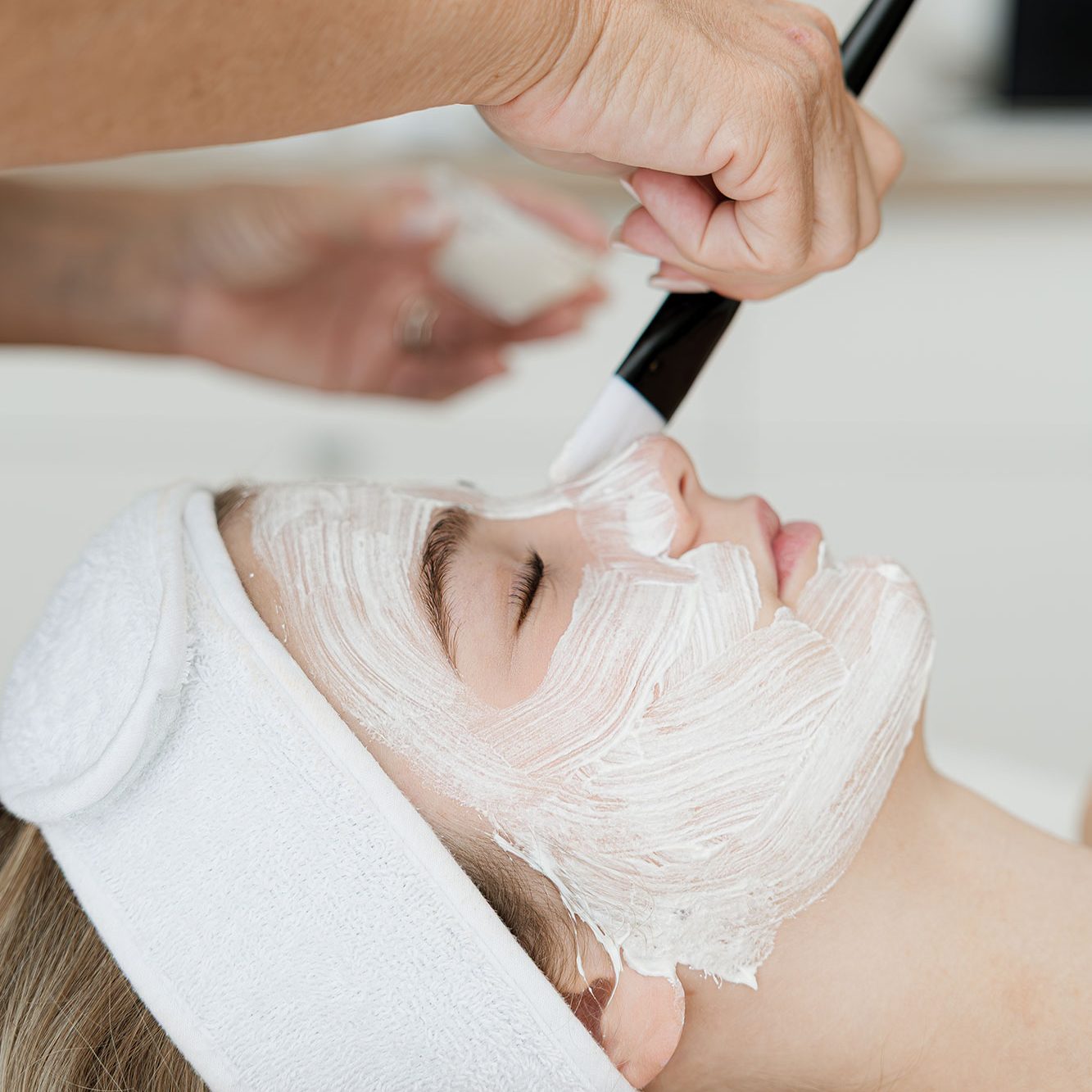 photo-soin-visage-masque-maison-beaute-julie