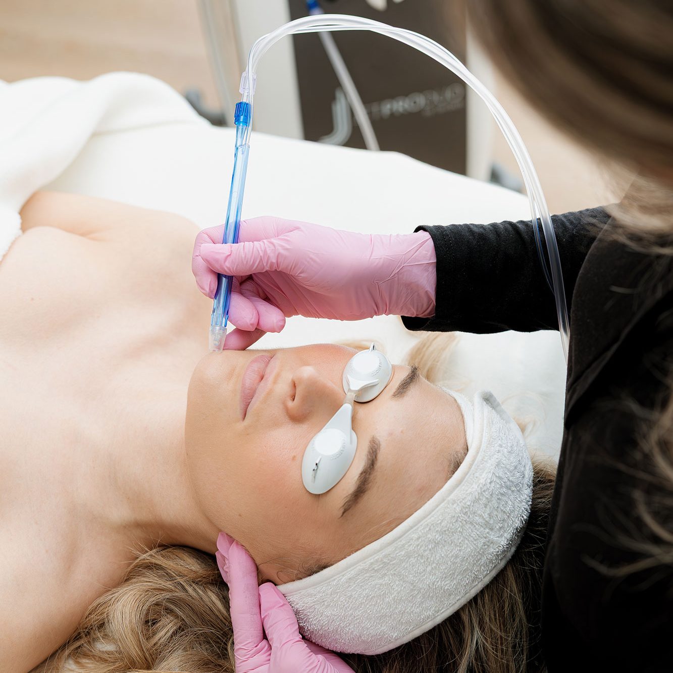 photo-traitement-visage-jetpeel-maison-beaute-julie